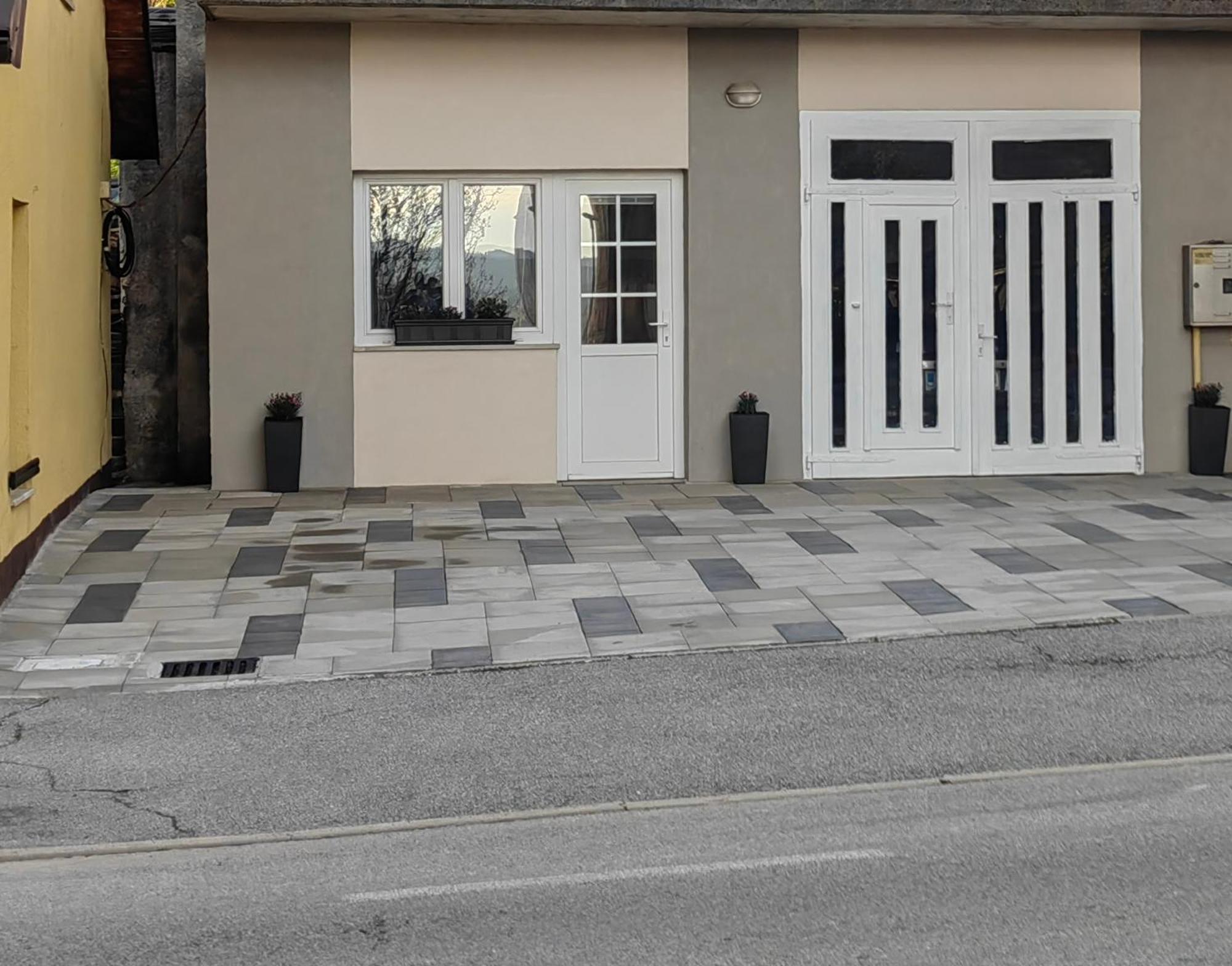 Sana Apartment Postojna Exterior photo